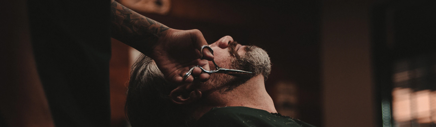 Notre barbier en action